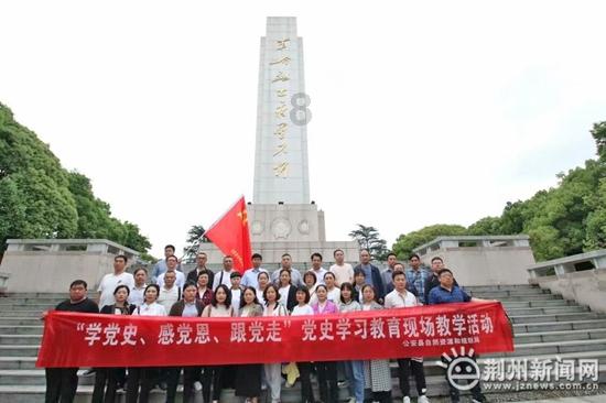 麦克斯：兄弟魔咒
