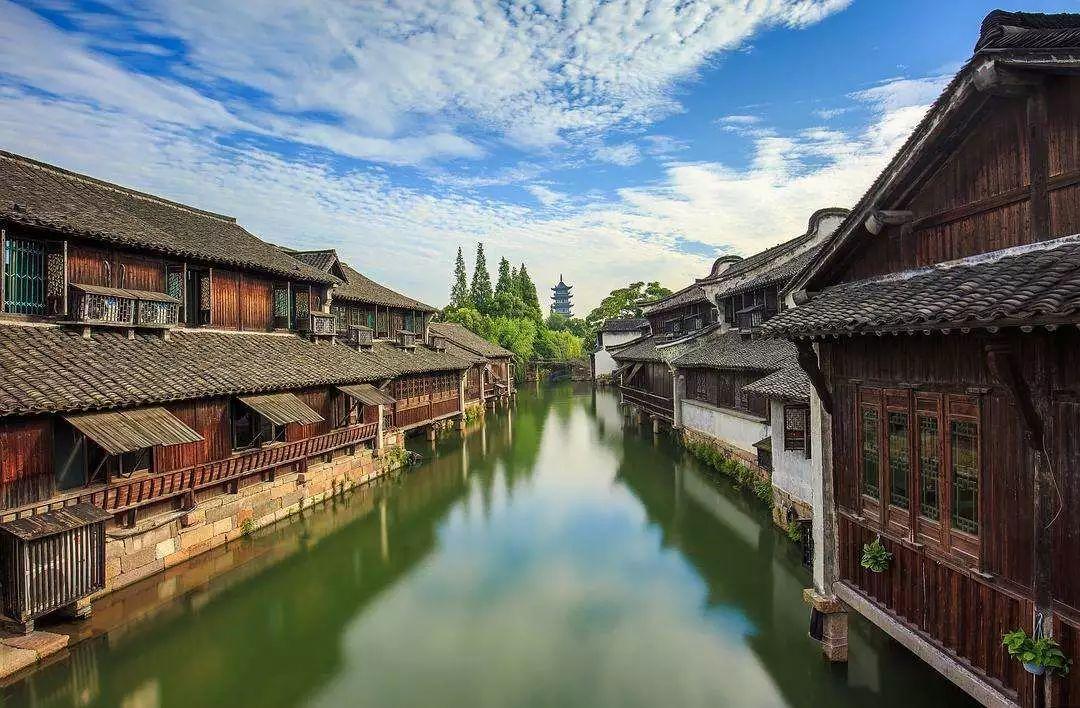 彩丽公主日常装扮